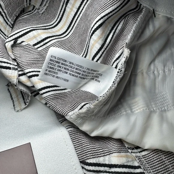 NWT Ava & Viv Lightweight High Rise Plaid Ankle Trousers - Cream Plaid Size 20 - Picture 7 of 7